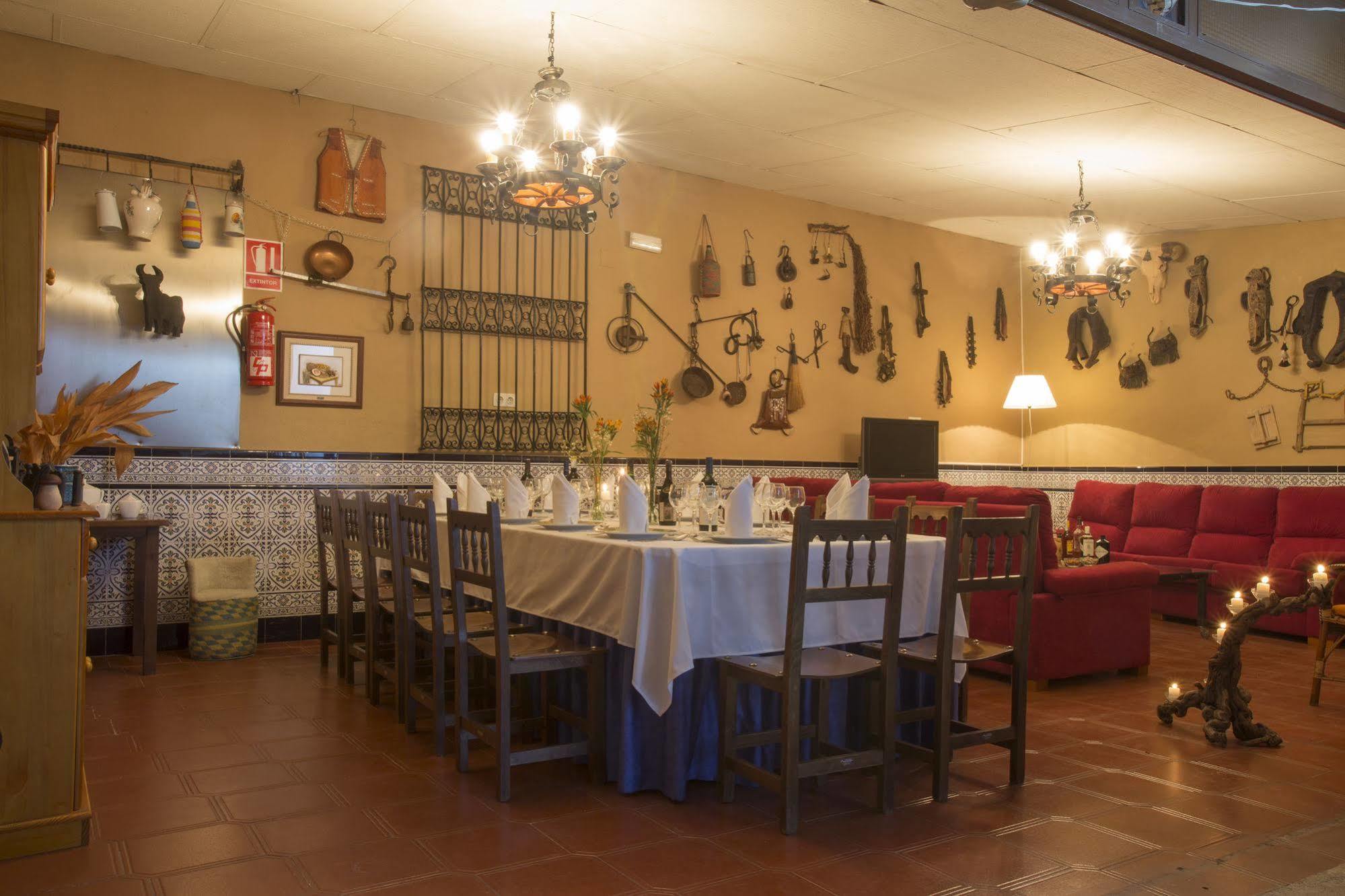 Hotel San Juan Miguelturra المظهر الخارجي الصورة